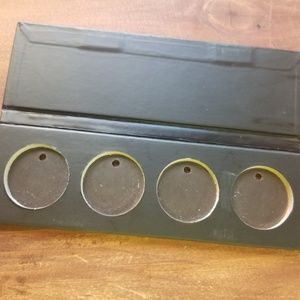 Younique Quad Palette.